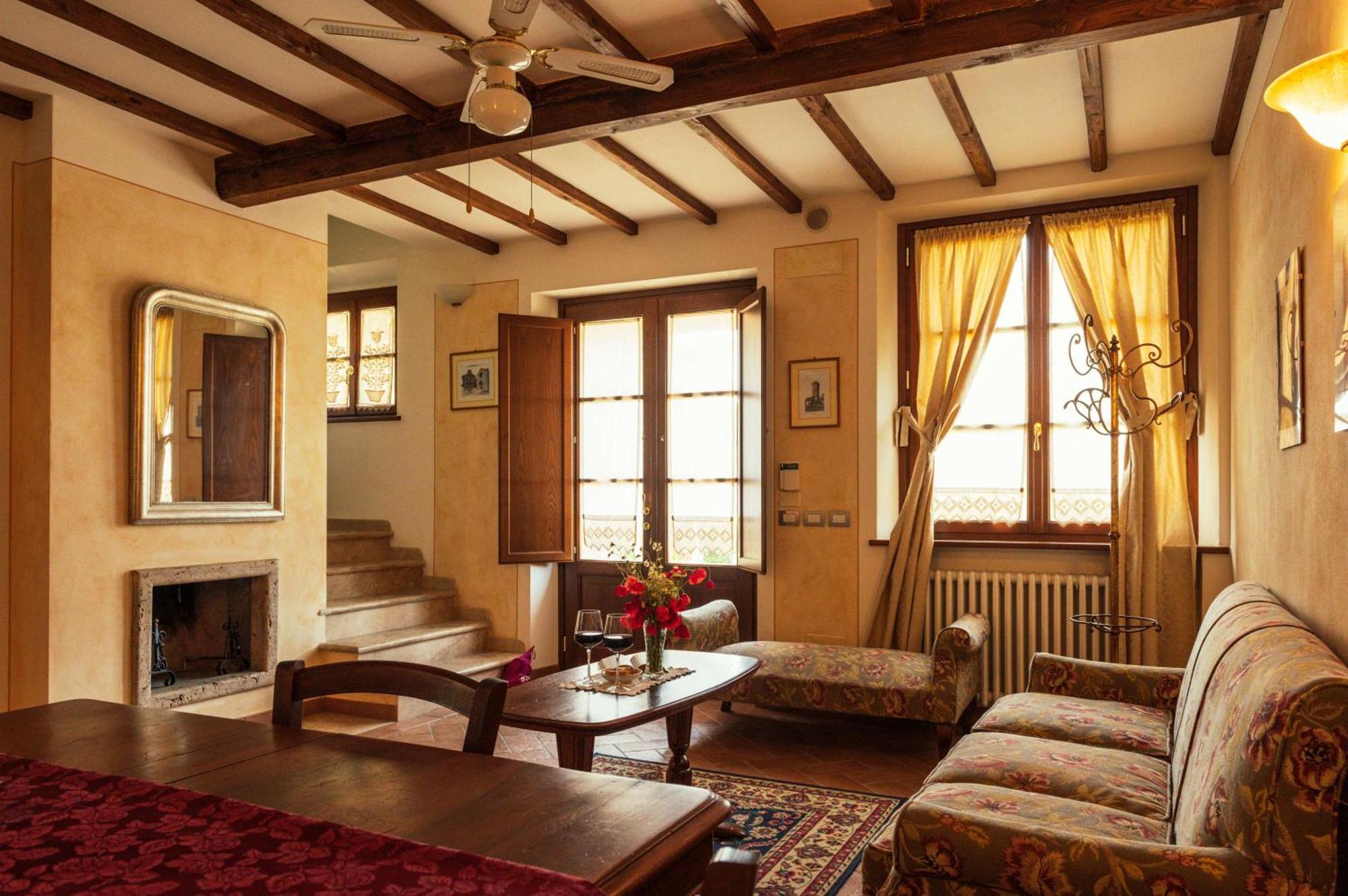 Agriturismo Casal Gheriglio Lucignano Dış mekan fotoğraf